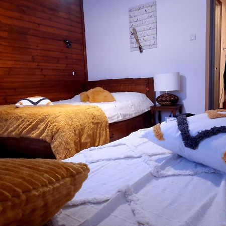 Cocooning In A Lovely Mountain Suite - One Azuga Exterior foto